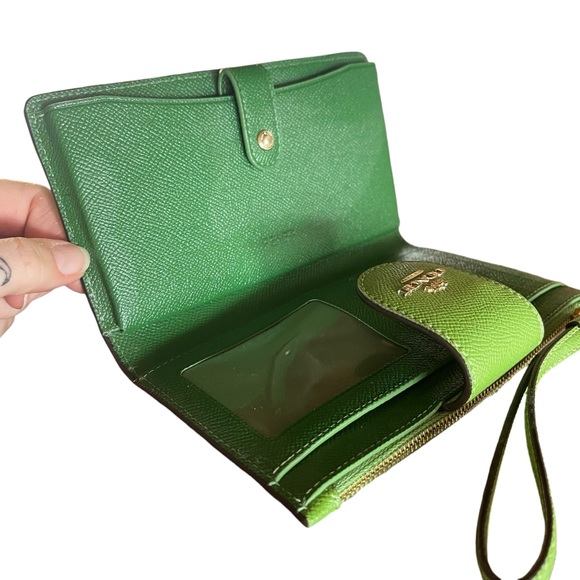 Coach Kelly green tech wallet clutch wrist handle large size leather casual - Picture 4 of 6